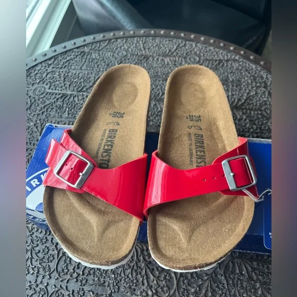 BIRKENSTOCK MADRID SANDALS IN TANGO RED PATENT 35 EU  4-4.5 US - Picture 3 of 8
